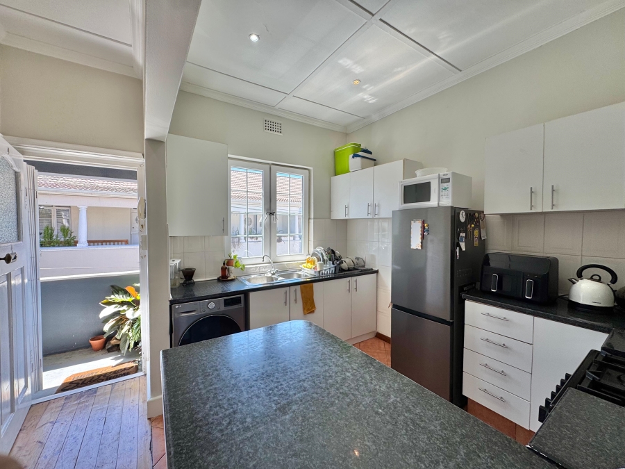 2 Bedroom Property for Sale in Rosebank Western Cape